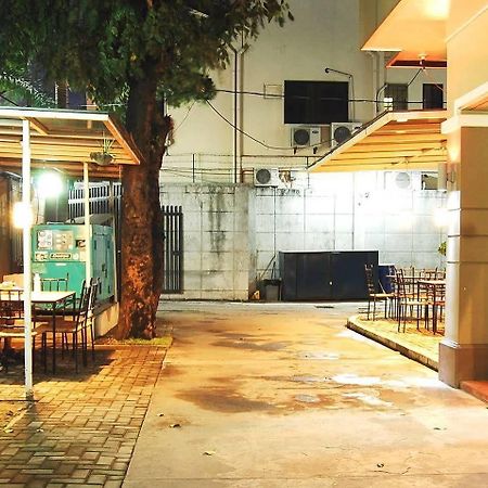 鲁米阿帕特尔酒店 安吉利斯 外观 照片