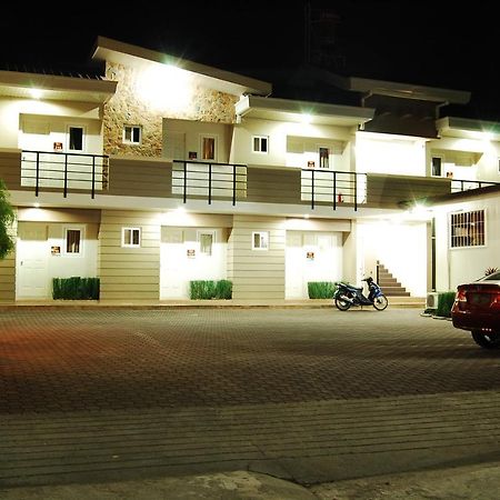 鲁米阿帕特尔酒店 安吉利斯 外观 照片