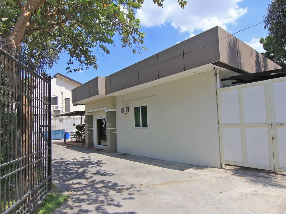 鲁米阿帕特尔酒店 安吉利斯 外观 照片