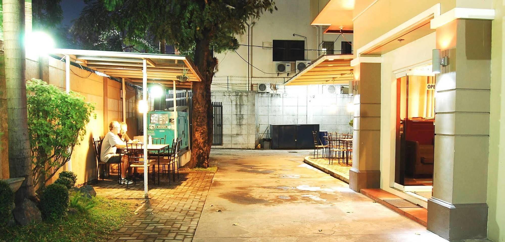 鲁米阿帕特尔酒店 安吉利斯 外观 照片